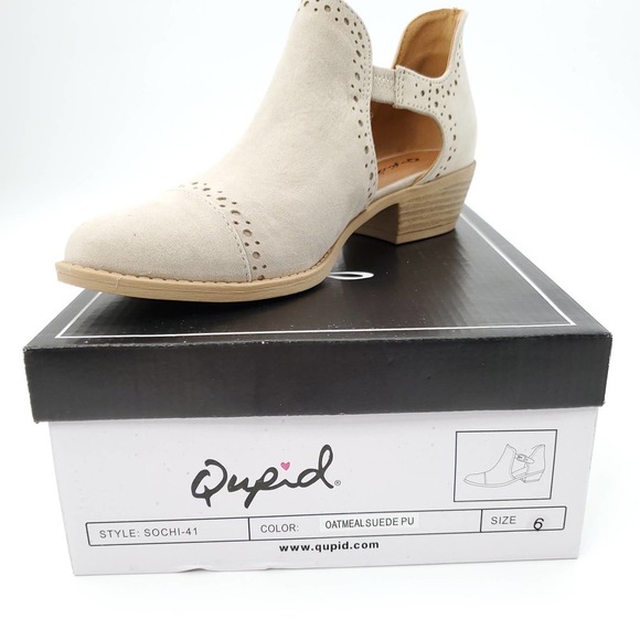 Qupid Sochi-41 Buckle Closure Booties - Picture 6 of 8